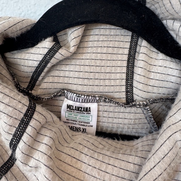 BRAND NEW MELANZANA MENS XL MICROGRID V2 FOG - Picture 4 of 5